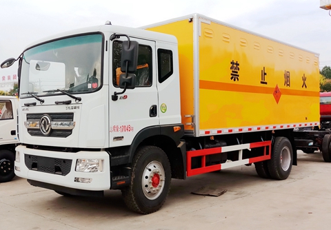 爆破器材運輸車